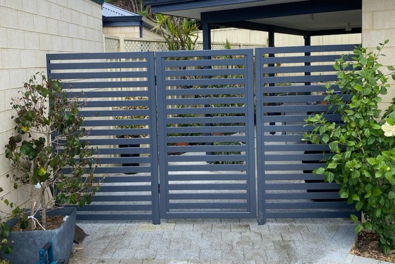 slat fence gate